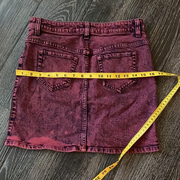 Denim Miniskirt - Picture 6 of 6